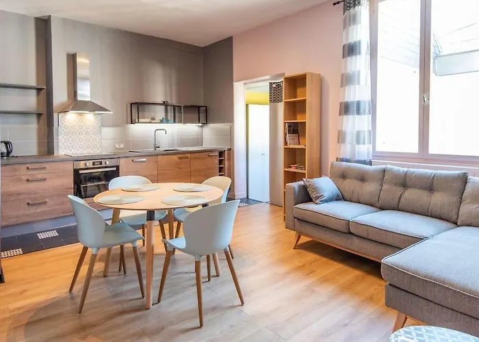 Chez Magali * روان